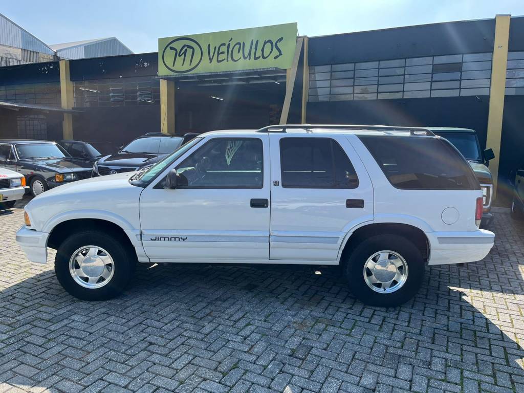 Chevrolet Blazer americana 1995 branca em perfeito estado