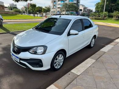 TOYOTA ETIOS X Plus Sedan 1.5 Flex 16V 4p Aut. BRANCA Automático Flex 2021