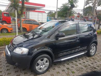 VOLKSWAGEN CROSSFOX 1.6 Mi Total Flex 8V 5p PRETA Manual Flex 2005